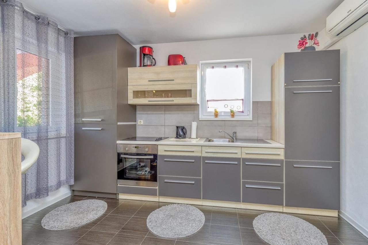Apartments Kardumovic Kukci Extérieur photo