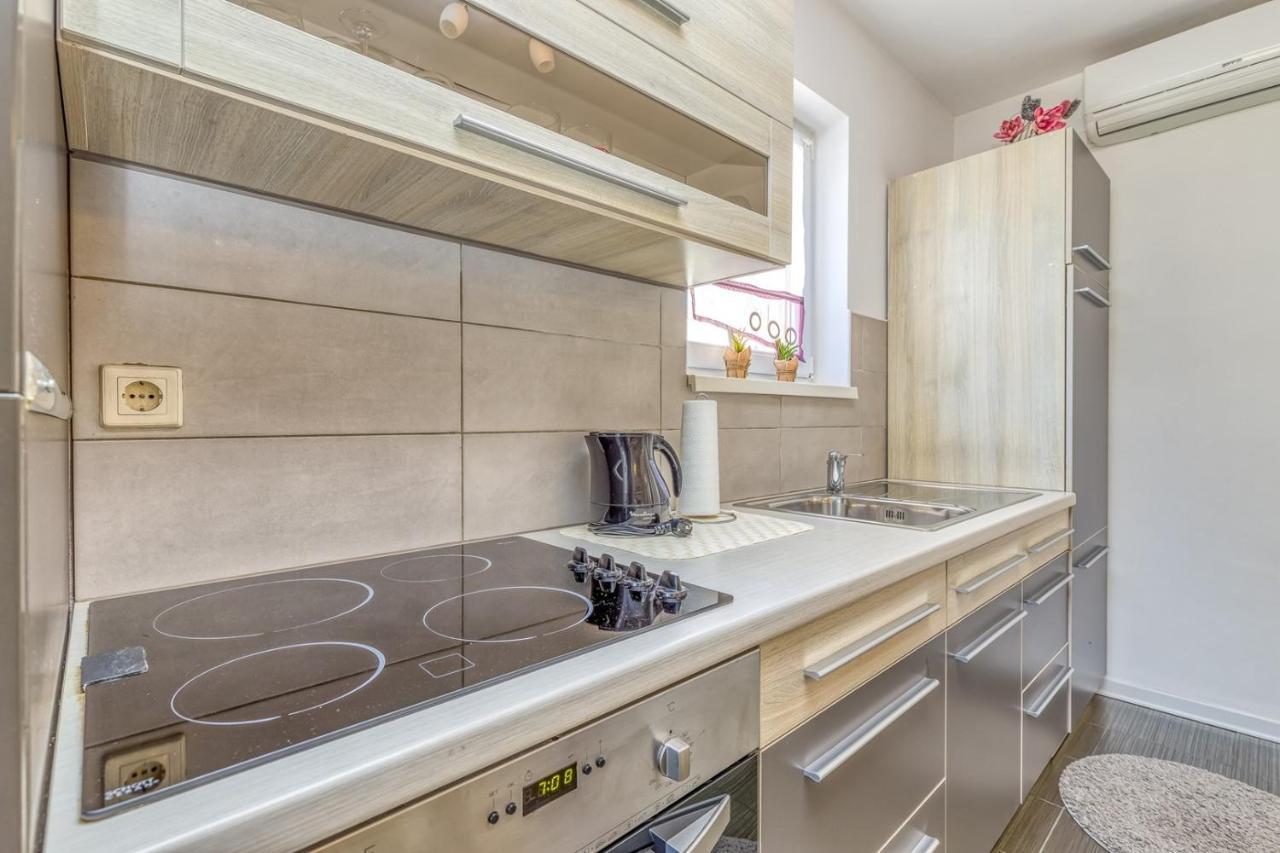 Apartments Kardumovic Kukci Extérieur photo