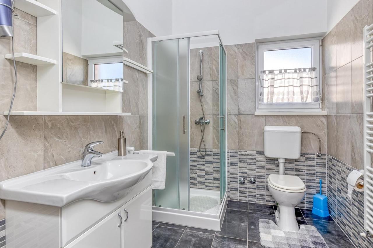 Apartments Kardumovic Kukci Extérieur photo
